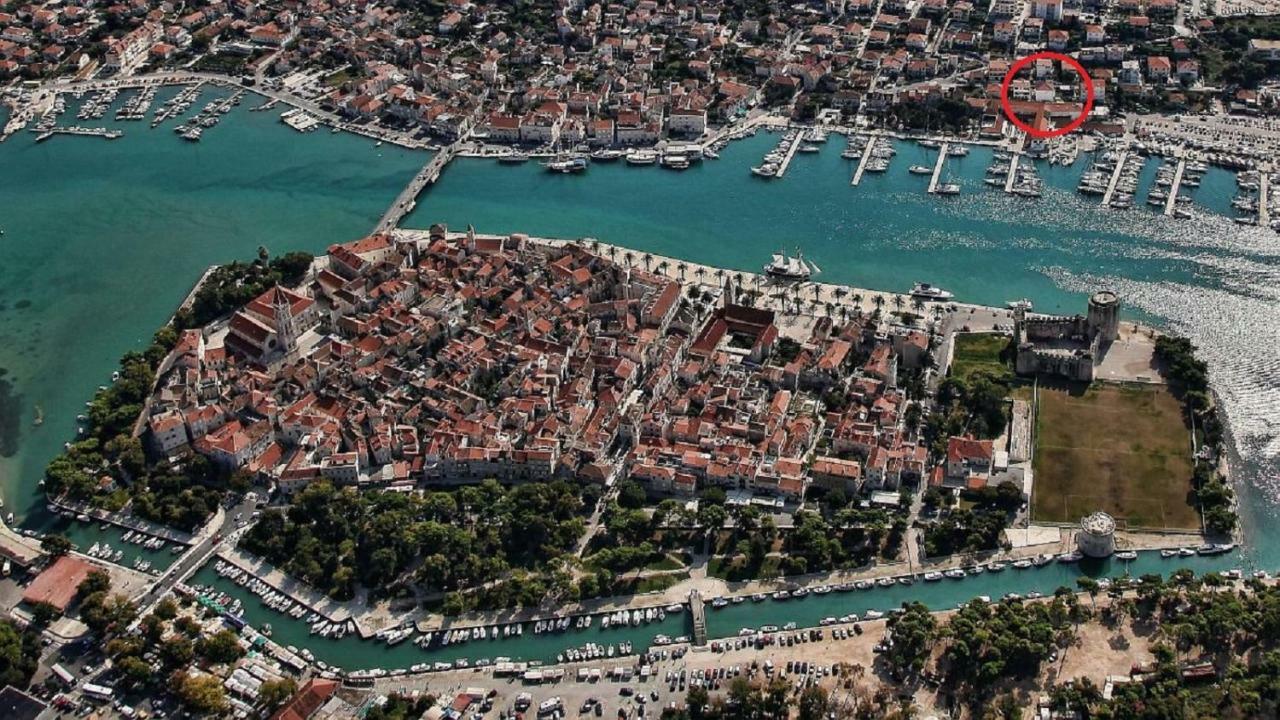 Apartments Mirjana Trogir Zewnętrze zdjęcie