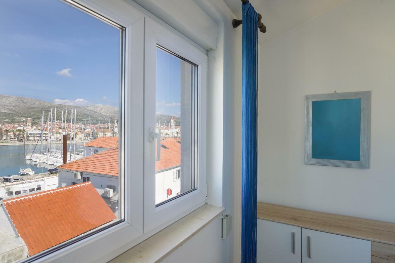 Apartments Mirjana Trogir Zewnętrze zdjęcie