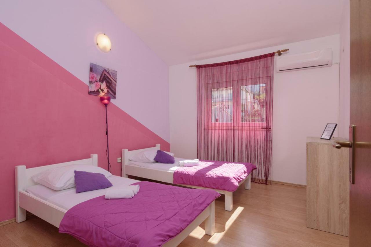 Apartments Mirjana Trogir Zewnętrze zdjęcie